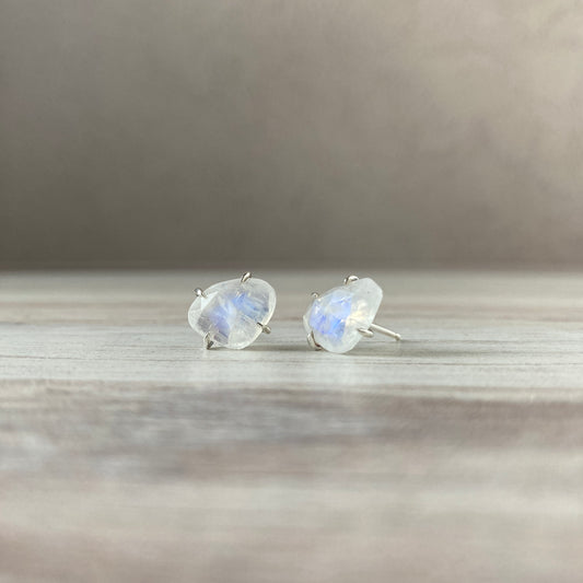 Color Drop Stud Moonstone