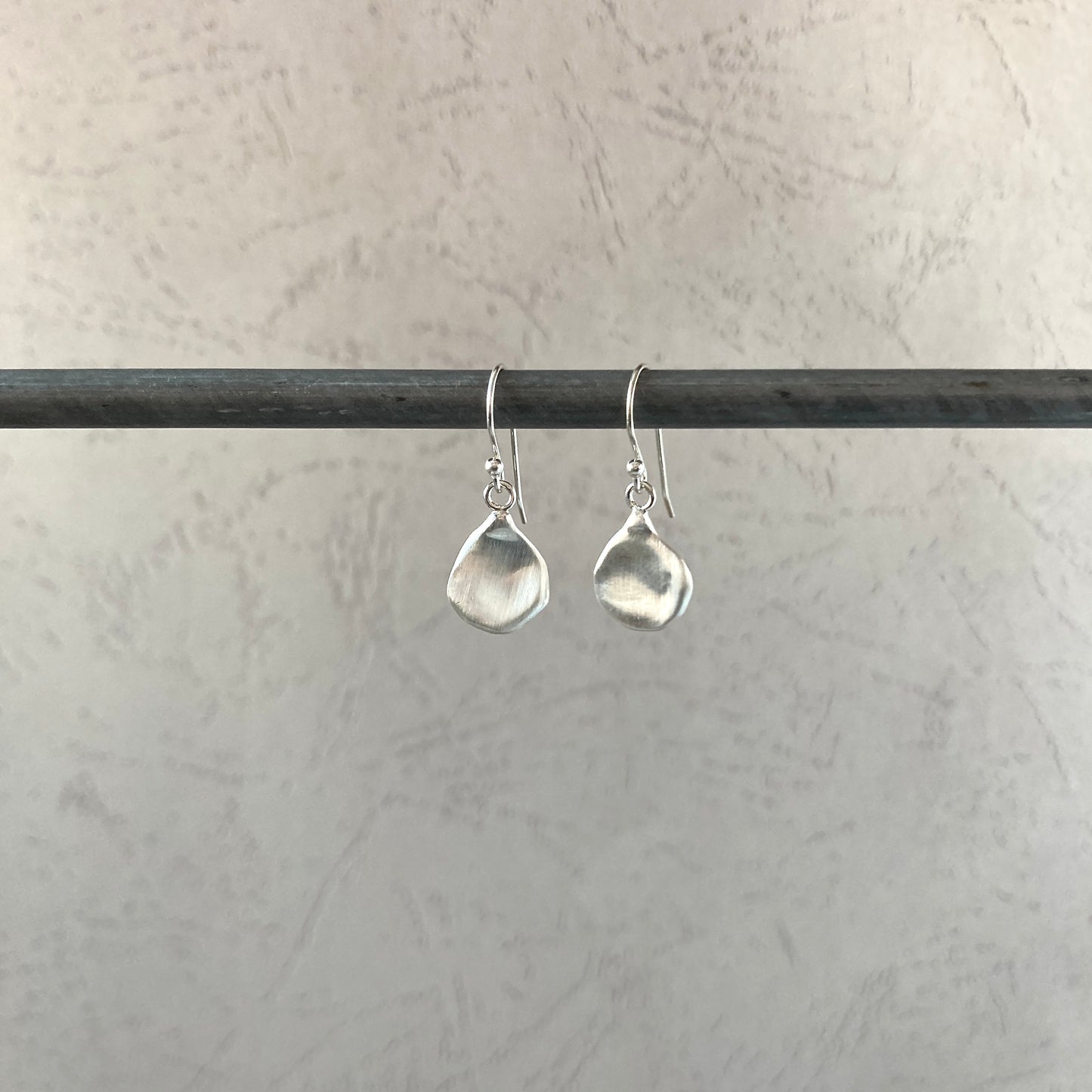 Petal Earrings Plain Small